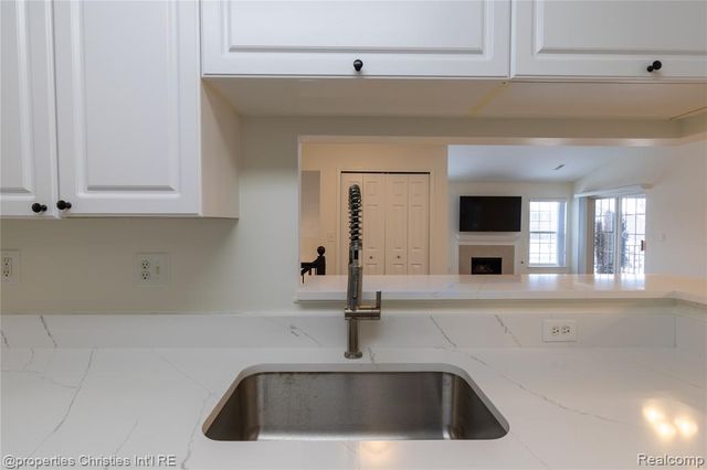 3645 Oakmonte Boulevard, Rochester, MI 48306