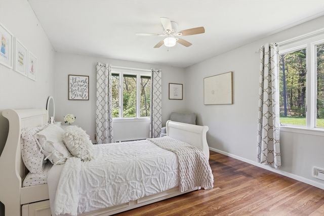 31 Chapman Rd, Boxford, MA 01921