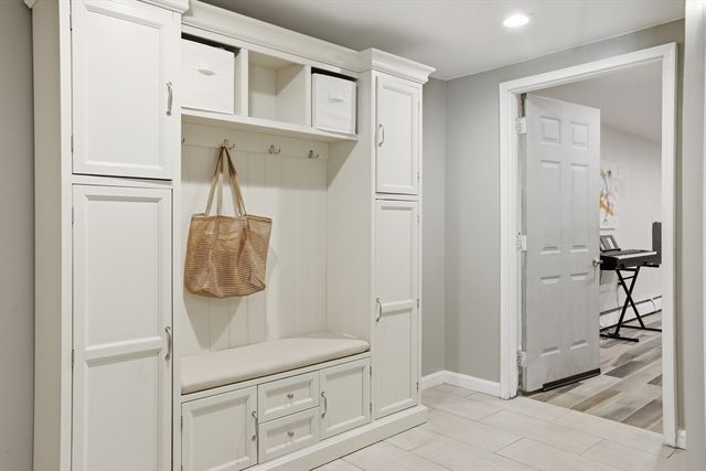 31 Chapman Rd, Boxford, MA 01921