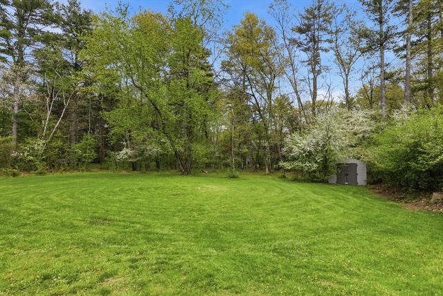 31 Chapman Rd, Boxford, MA 01921