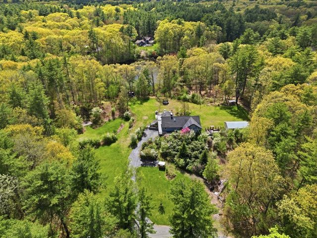 31 Chapman Rd, Boxford, MA 01921