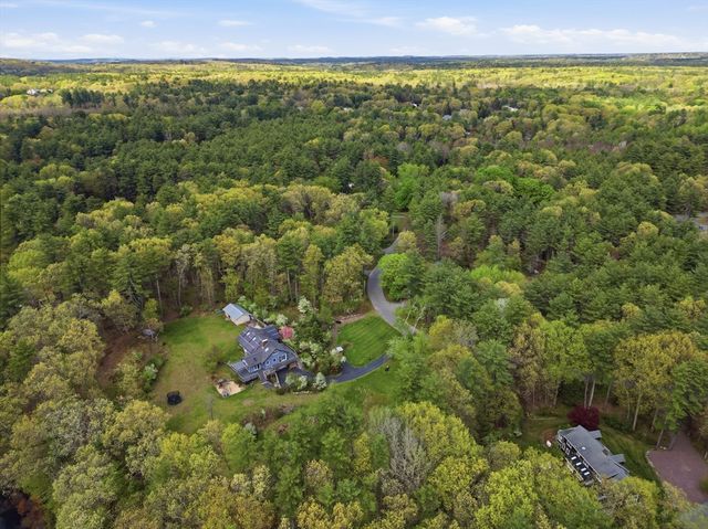 31 Chapman Rd, Boxford, MA 01921