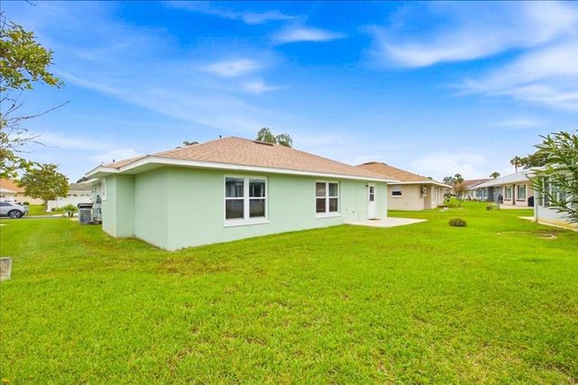 686 PARADISE POINT, Haines City, FL 33844