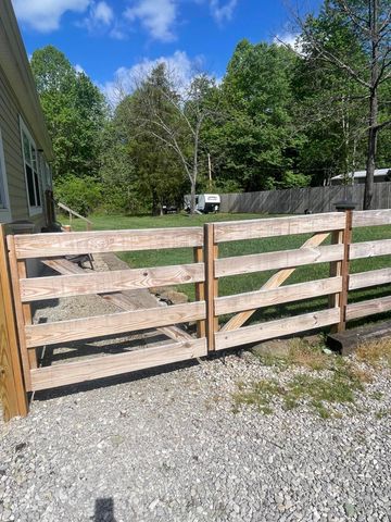 161 Hyde Park Lane, Corbin, KY 40701