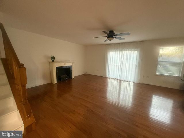 12 WANDA CT, Mount Holly, NJ 08060