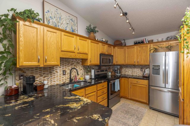 3004 Dakota Park Circle S, Fargo, ND 58104