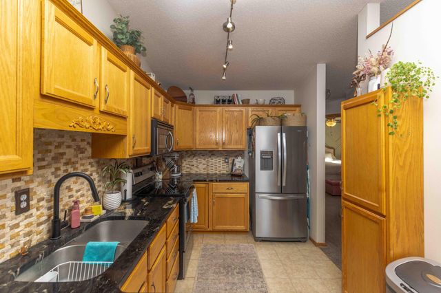 3004 Dakota Park Circle S, Fargo, ND 58104