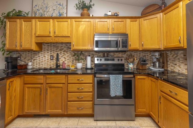 3004 Dakota Park Circle S, Fargo, ND 58104