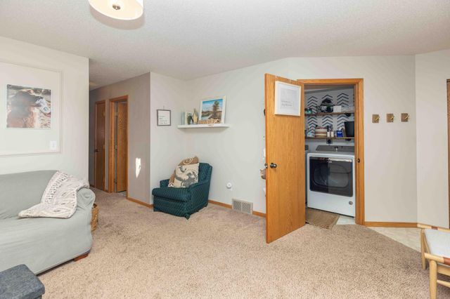 3004 Dakota Park Circle S, Fargo, ND 58104