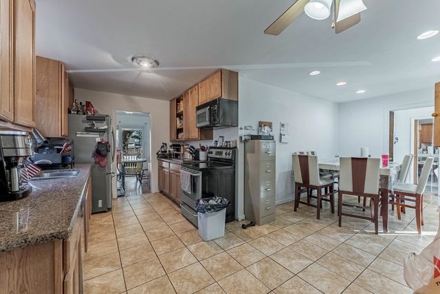 1507 Pennsylvania Avenue, Des Plaines, IL 60018