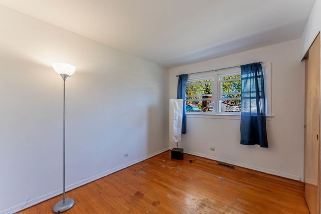 1507 Pennsylvania Avenue, Des Plaines, IL 60018