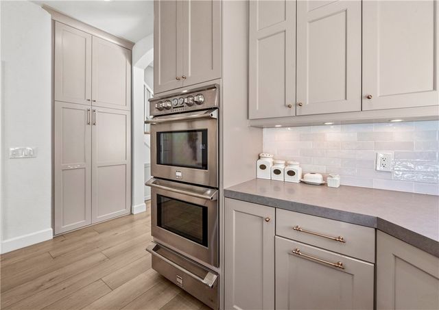 219 2nd Street, Huntington Beach, CA 92648