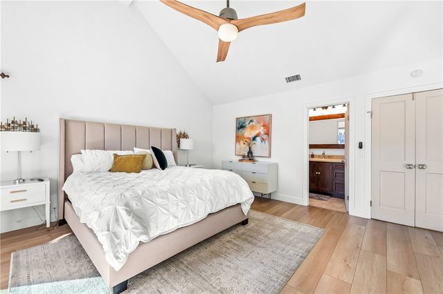 219 2nd Street, Huntington Beach, CA 92648