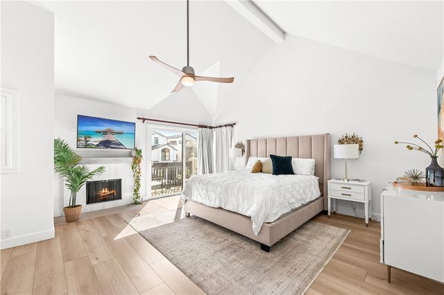 219 2nd Street, Huntington Beach, CA 92648