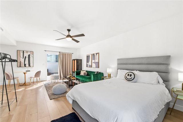 219 2nd Street, Huntington Beach, CA 92648