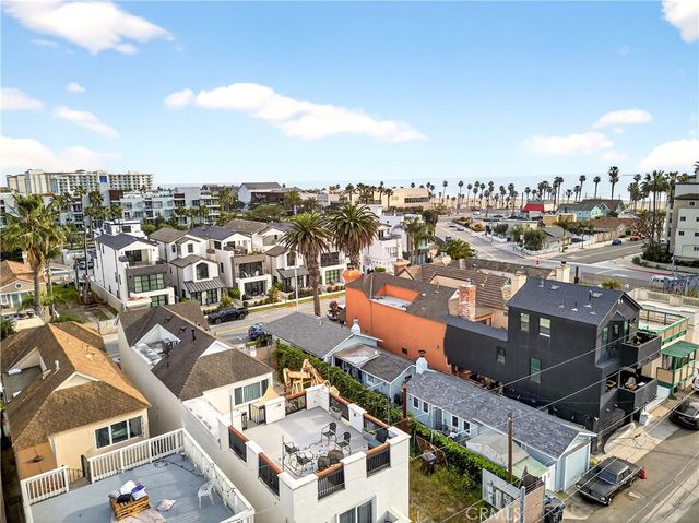 219 2nd Street, Huntington Beach, CA 92648