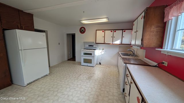 7168 4th St., Bonners Ferry, ID 83805