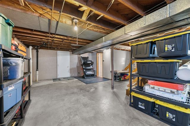 4708 Bert Dr, Monroeville, PA 15146