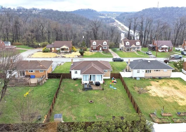 4708 Bert Dr, Monroeville, PA 15146