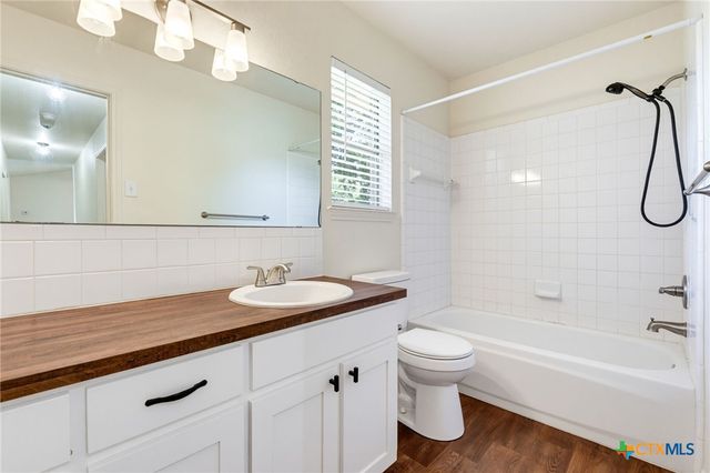 108 E Reagan Avenue, Copperas Cove, TX 76522