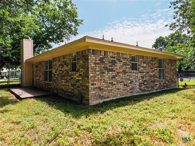 108 E Reagan Avenue, Copperas Cove, TX 76522