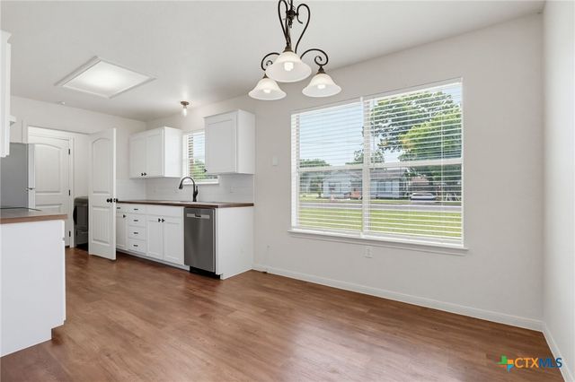 108 E Reagan Avenue, Copperas Cove, TX 76522