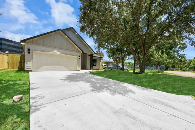 216 W Curtis Avenue, Pasadena, TX 77502