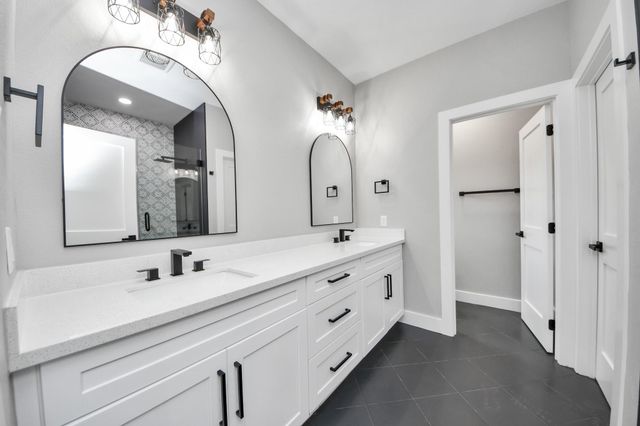 216 W Curtis Avenue, Pasadena, TX 77502