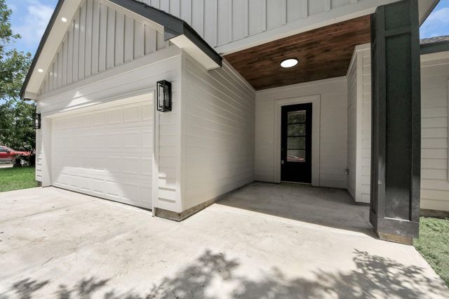 216 W Curtis Avenue, Pasadena, TX 77502