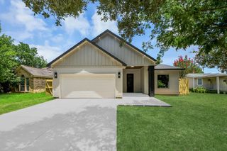 216 W Curtis Avenue, Pasadena, TX 77502