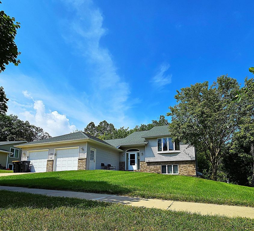 1703 20th Avenue NE, Rochester, MN 55906