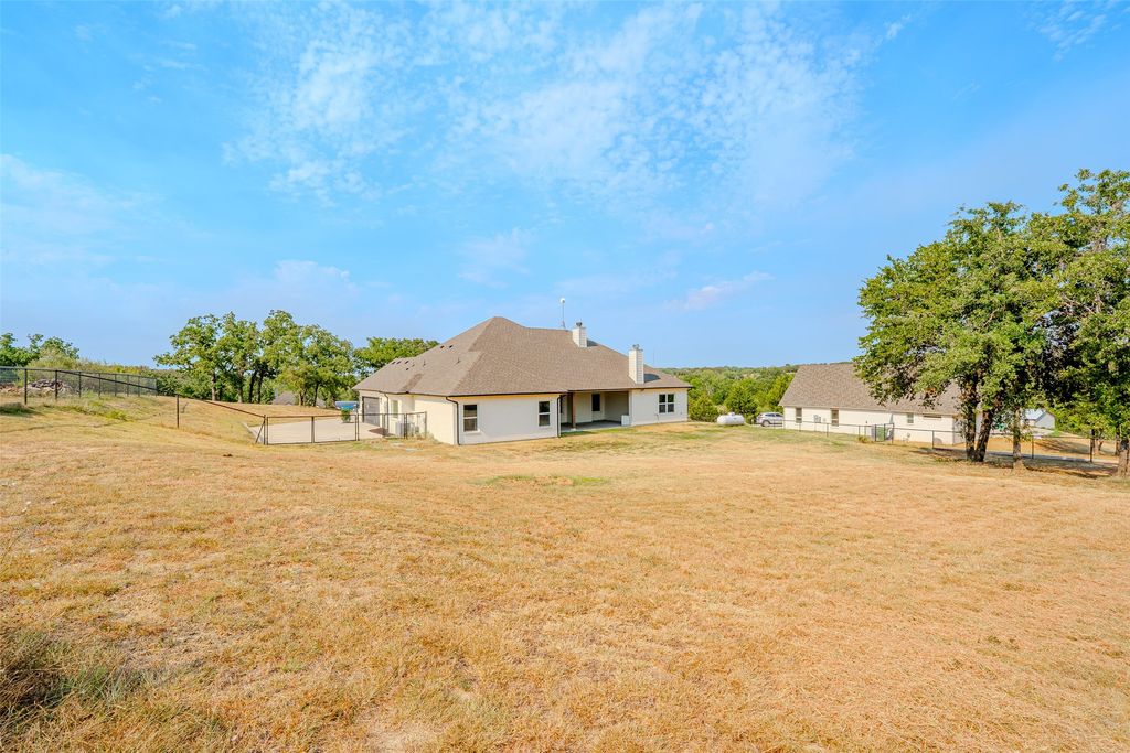 182 Saddle Horn Trail, Boyd, TX 76023 — photo 5