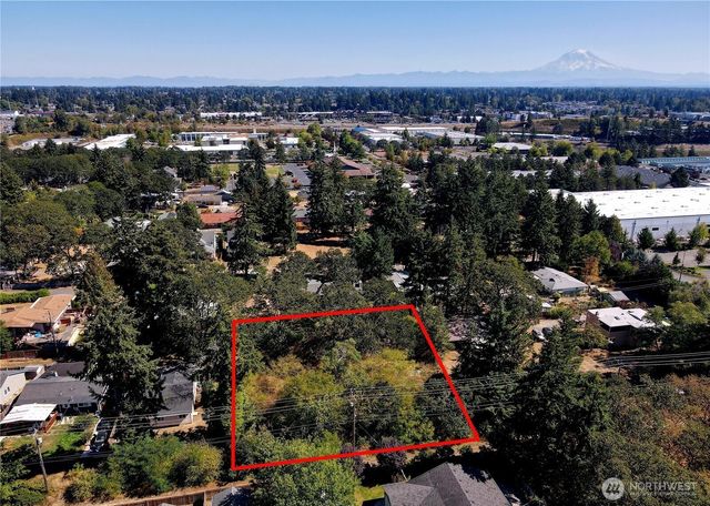 7617 S Pine Street, Tacoma, WA 98409