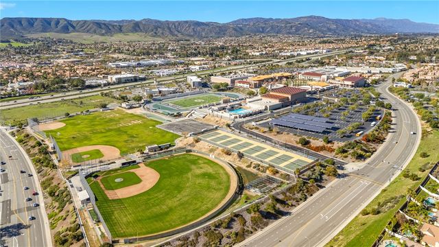 40609 Symeron, Murrieta, CA 92562