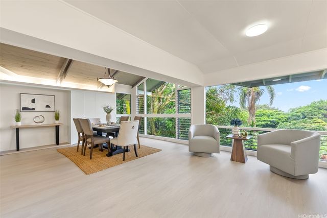 3621 Nuuanu Pali Drive, Honolulu, HI 96817
