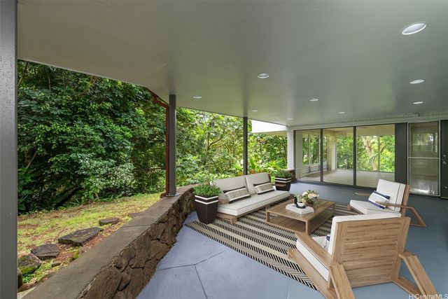 3621 Nuuanu Pali Drive, Honolulu, HI 96817