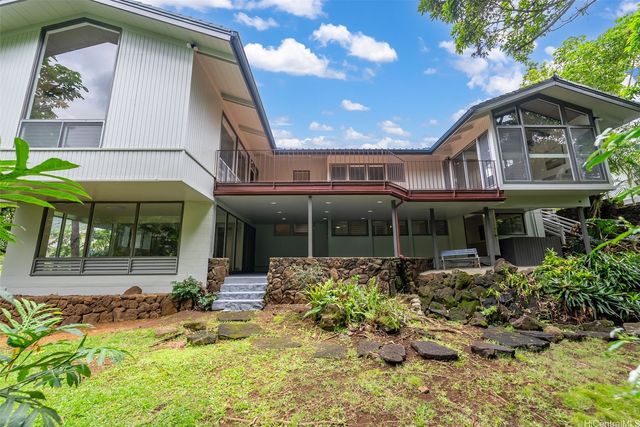 3621 Nuuanu Pali Drive, Honolulu, HI 96817
