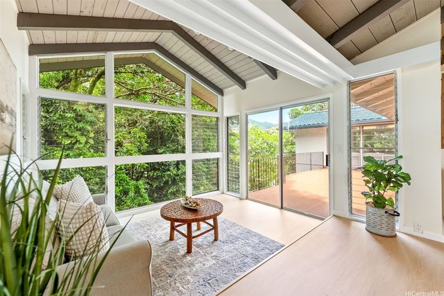 3621 Nuuanu Pali Drive, Honolulu, HI 96817