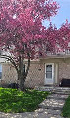 35367 Tall Oaks Drive, Sterling Heights, MI 48312