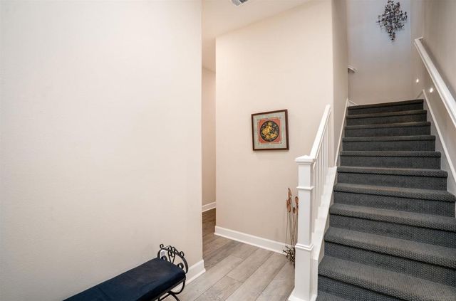 16750 Coyote Bush Dr 108, San Diego, CA 92127