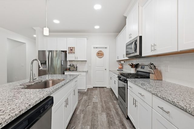 1078 Holland Ridge Way, Lebanon, TN 37090
