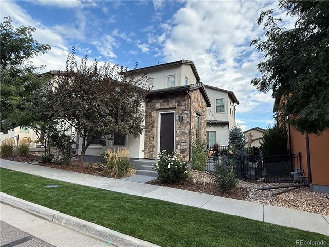 15554 W La Salle Avenue, Lakewood, CO 80228