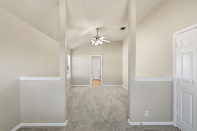 119 Bayliss ST, Hutto, TX 78634