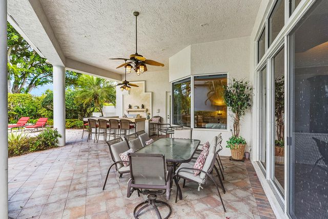 114 Vintage Isle Lane, Palm Beach Gardens, FL 33418