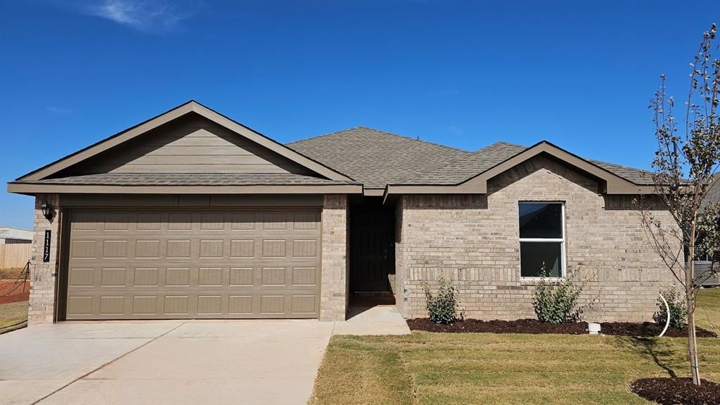1117 E Stetson Lane, Mustang, OK 73064