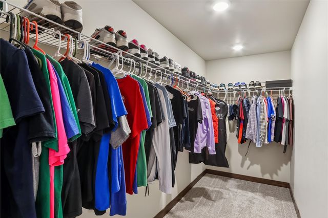 1000 Creekside Drive, Tiffin, IA 52340