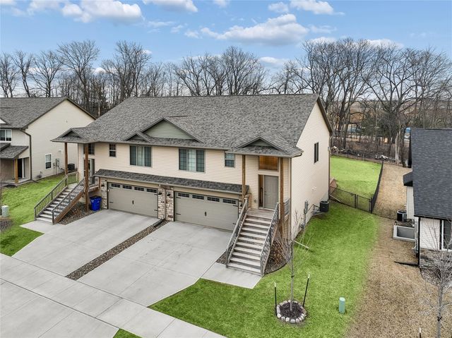 1000 Creekside Drive, Tiffin, IA 52340