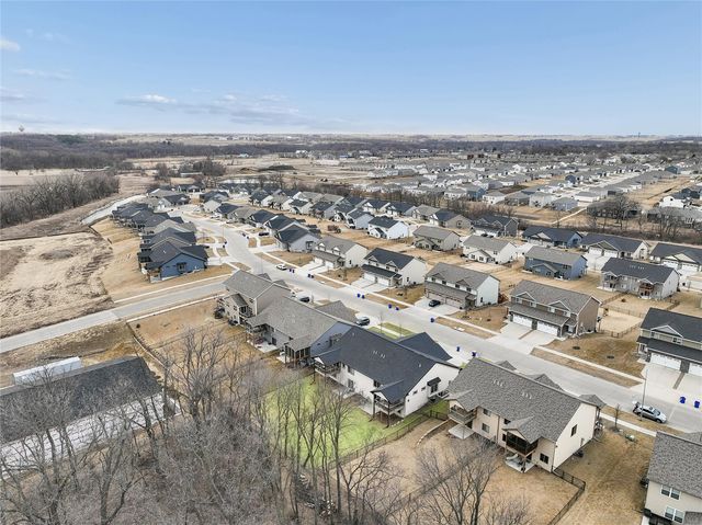 1000 Creekside Drive, Tiffin, IA 52340