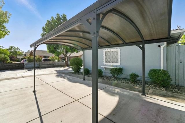 1705 Blossom Hill Road, San Jose, CA 95124