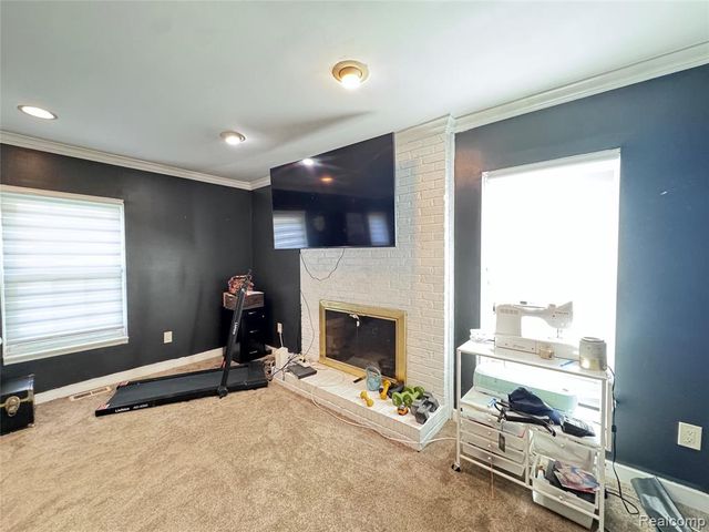 5203 Forestdale Court, West Bloomfield, MI 48322